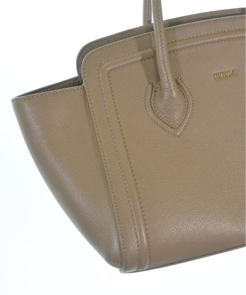 FURLA กระเป๋าถือขนาดใหญ่