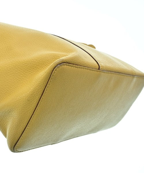 FURLA กระเป๋าถือ
