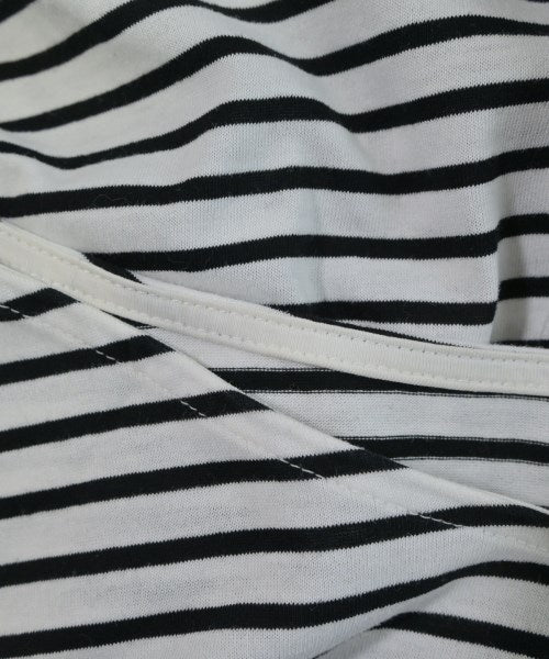 le coeur blanc เสื้อยืด/เสื้อท็อปส์