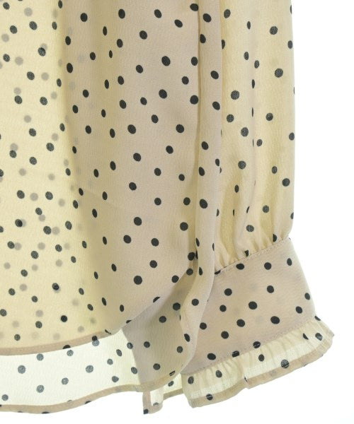 le coeur blanc เสื้อลำลอง