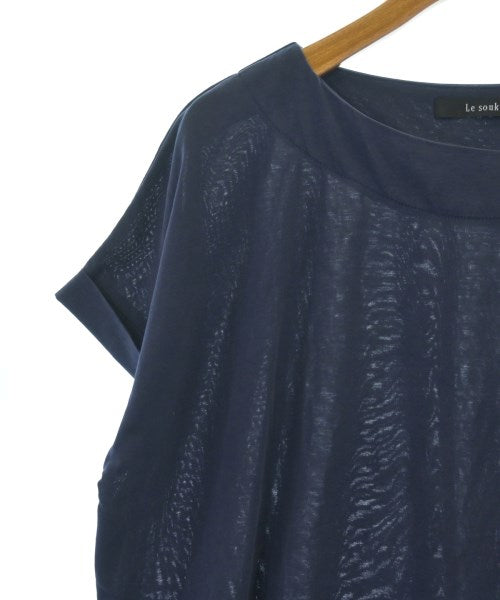 Le souk เสื้อยืด/เสื้อท็อปส์
