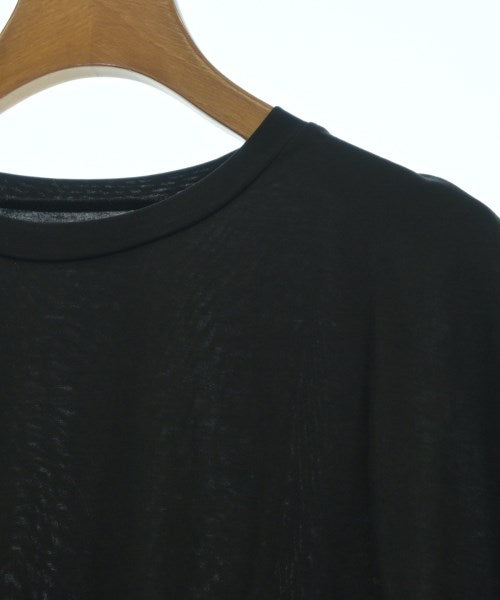 Le souk เสื้อยืด/เสื้อท็อปส์