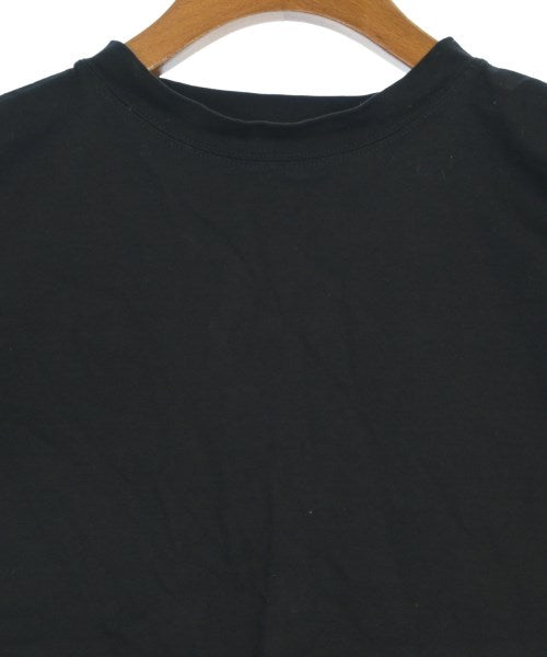 Le souk เสื้อยืด/เสื้อท็อปส์