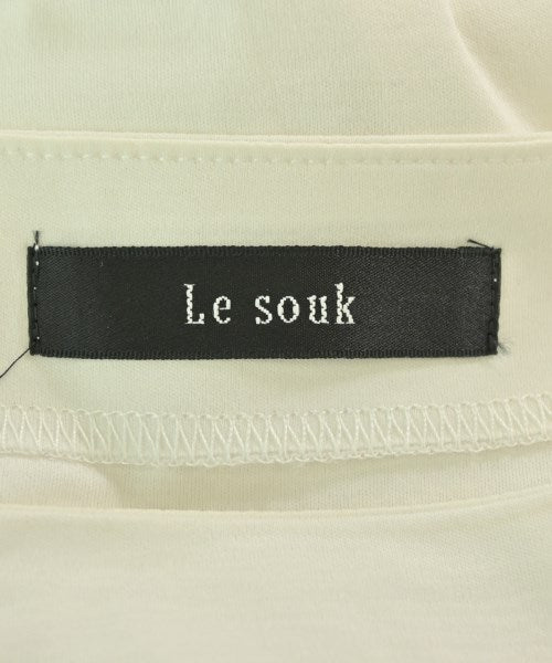 Le souk เสื้อยืด/เสื้อท็อปส์