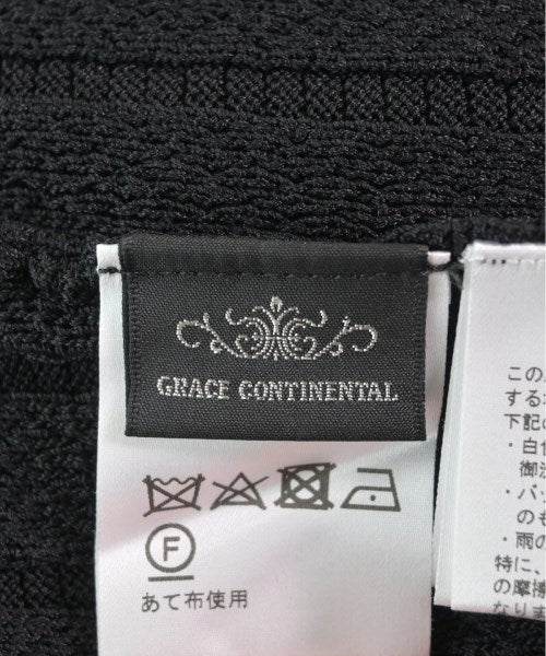 GRACE CONTINENTAL เสื้อแขนกุด