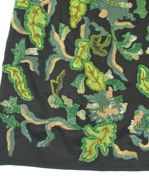 GRACE CONTINENTAL กระโปรงยาวถึงเข่า