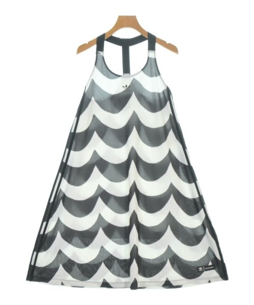 marimekko ชุดเดรส