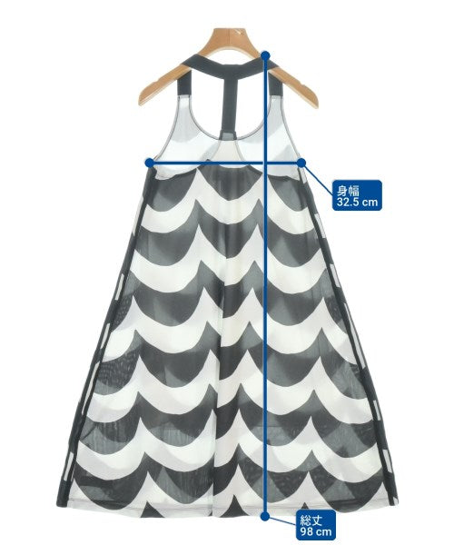 marimekko ชุดเดรส