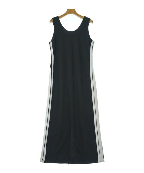 mystic ชุดเดรส