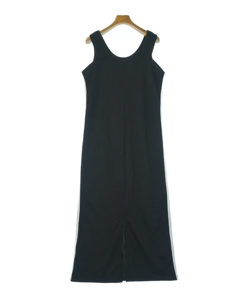 mystic ชุดเดรส