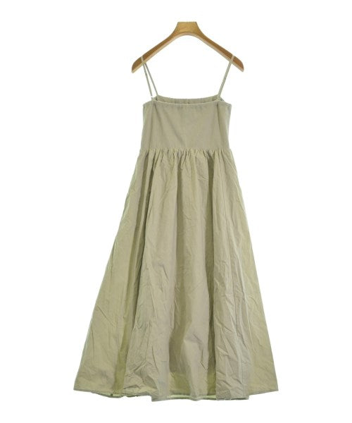 mystic ชุดเดรส