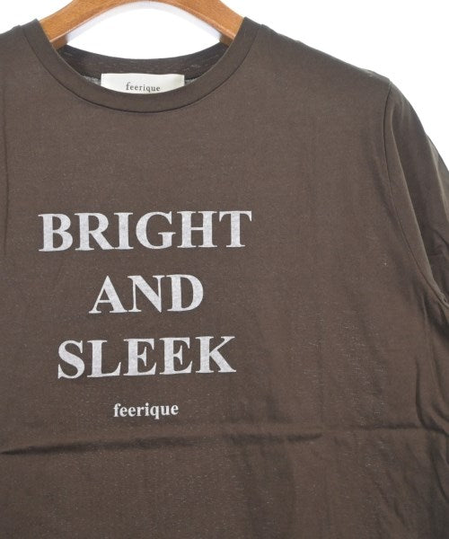 Feerique เสื้อยืด/เสื้อท็อปส์