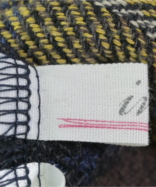 ina เสื้อยืด/เสื้อท็อปส์