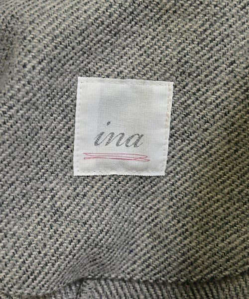 ina แจ็คเก็ต