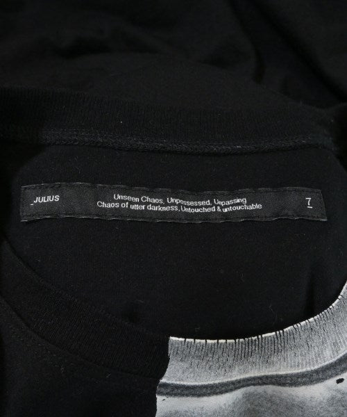 JULIUS เสื้อยืด/เสื้อท็อปส์