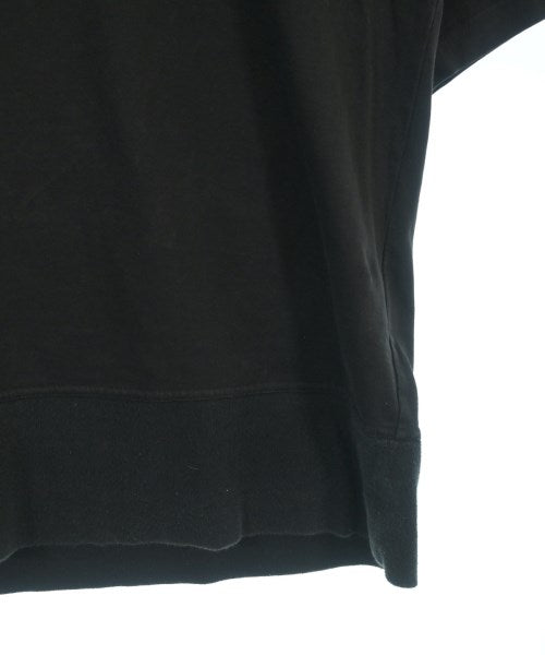 JULIUS เสื้อยืด/เสื้อท็อปส์