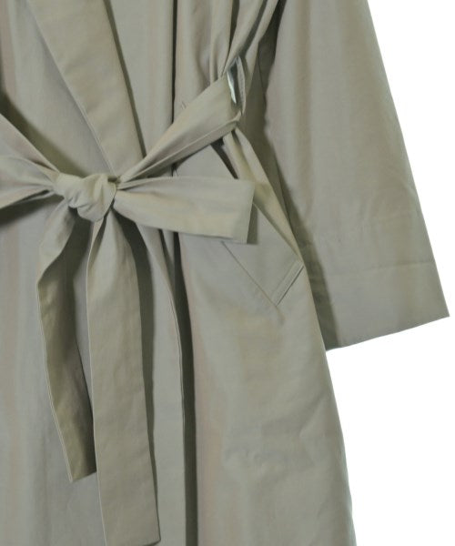 GALLARDA GALANTE เสื้อกันฝน