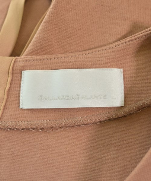 GALLARDA GALANTE แขนกุด