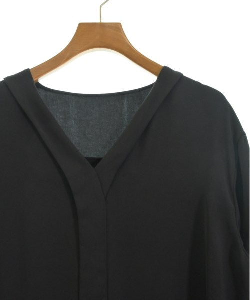 GALLARDAGALANTE NAVY เสื้อลำลอง