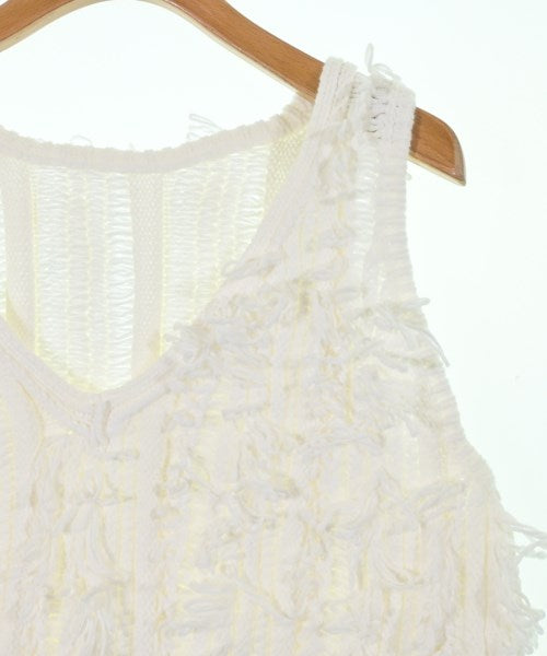 GALLARDA GALANTE เสื้อแขนกุด