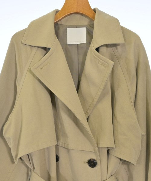 GALLARDA GALANTE เสื้อกันฝน