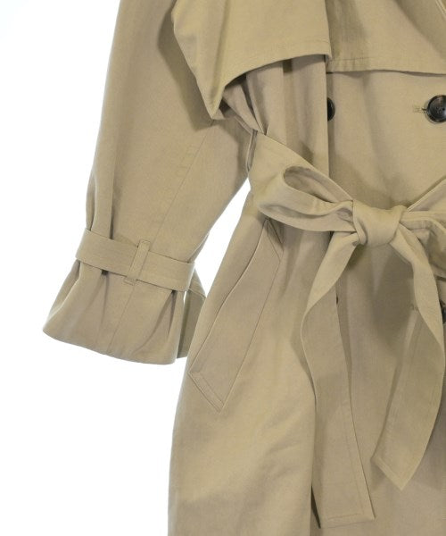 GALLARDA GALANTE เสื้อกันฝน