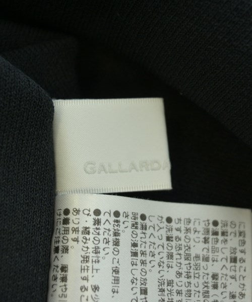 GALLARDA GALANTE เสื้อแขนกุด