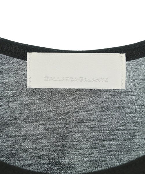GALLARDA GALANTE เสื้อยืด/เสื้อท็อปส์