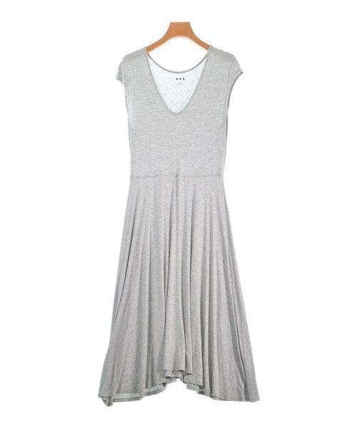 three dots ชุดเดรส