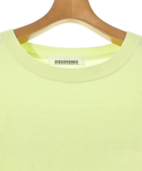 DISCOVERED เสื้อยืด/เสื้อท็อปส์