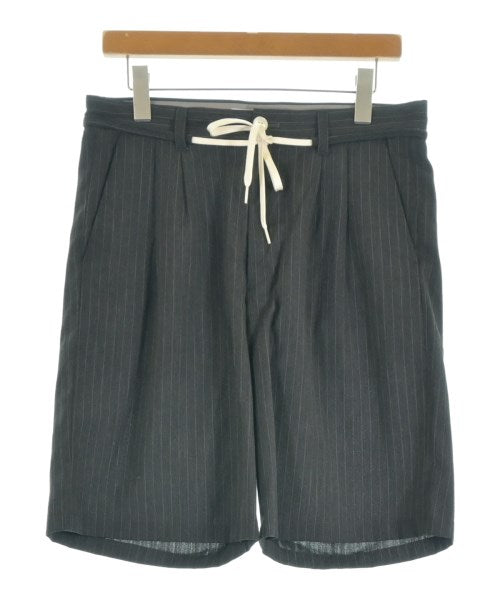 DISCOVERED กางเกงขาสั้น