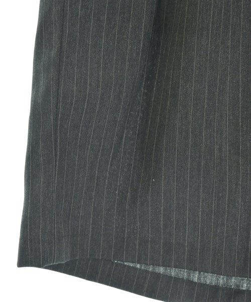 DISCOVERED กางเกงขาสั้น