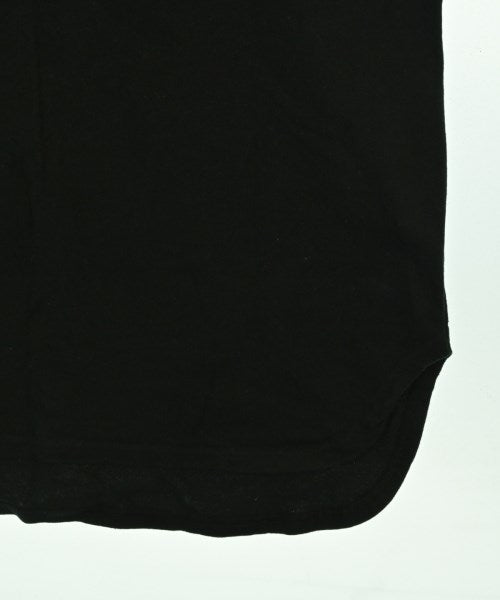DISCOVERED เสื้อยืด/เสื้อท็อปส์