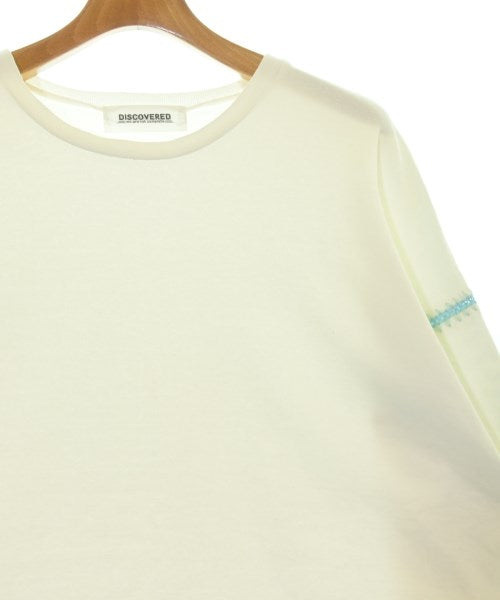 DISCOVERED เสื้อยืด/เสื้อท็อปส์