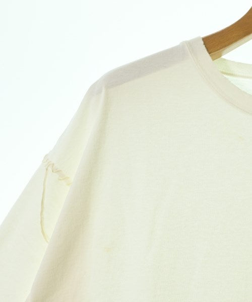 DISCOVERED เสื้อยืด/เสื้อท็อปส์