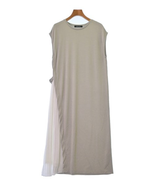 nano UNIVERSE ชุดเดรส