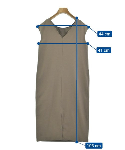 nano UNIVERSE ชุดเดรส