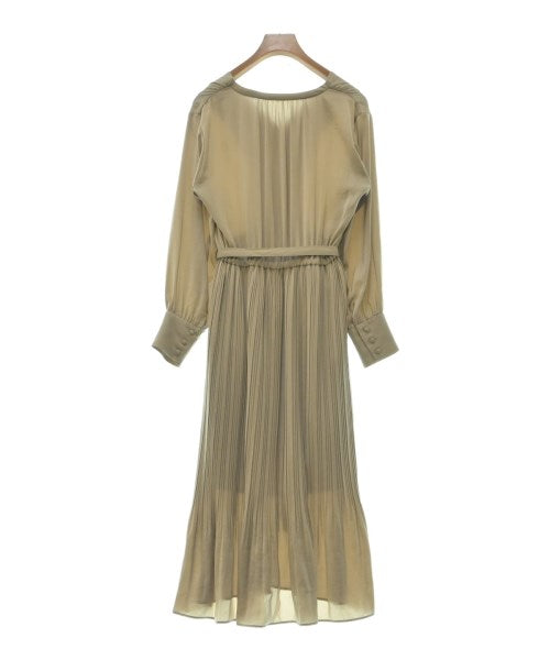 nano UNIVERSE ชุดเดรส