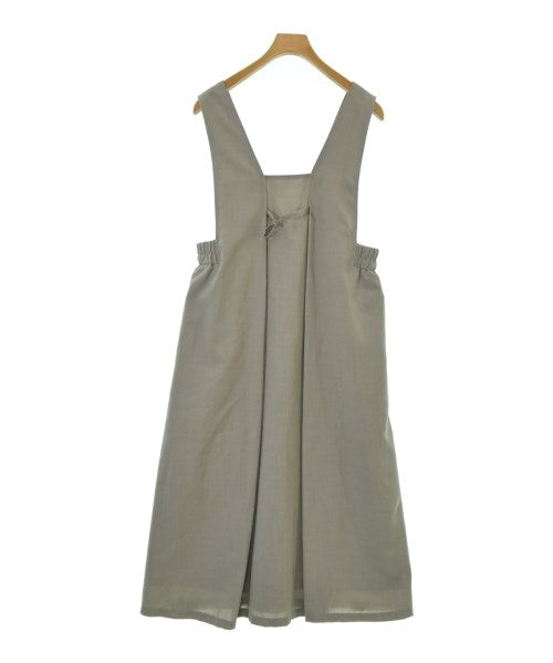 nano UNIVERSE ชุดเดรส