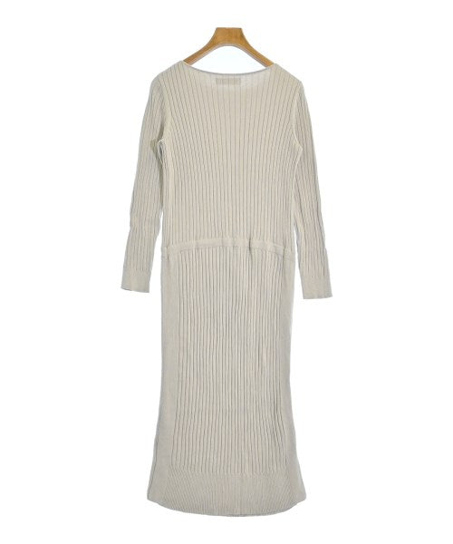 nano UNIVERSE ชุดเดรส