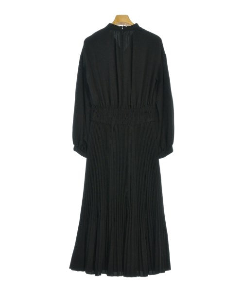 nano UNIVERSE ชุดเดรส