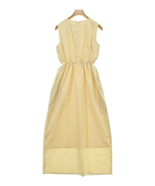 LB.04 ชุดเดรส