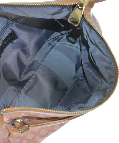 PATRICK COX กระเป๋าสะพาย