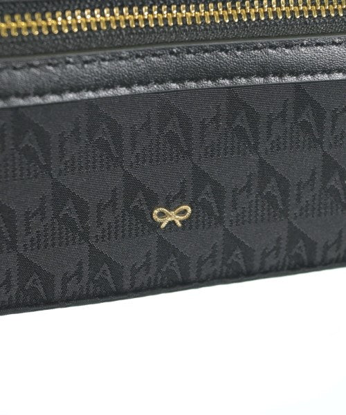 ANYA HINDMARCH กระเป๋าสะพาย