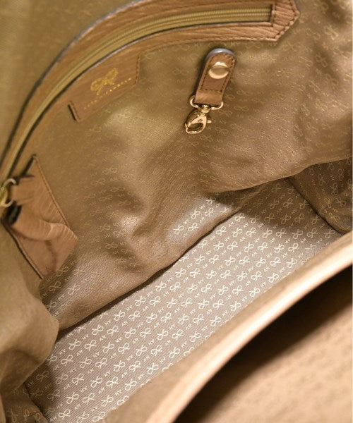 ANYA HINDMARCH กระเป๋าถือ
