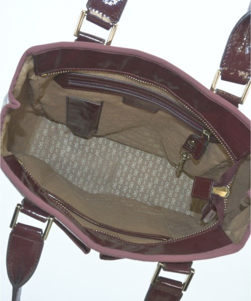 ANYA HINDMARCH กระเป๋าถือ
