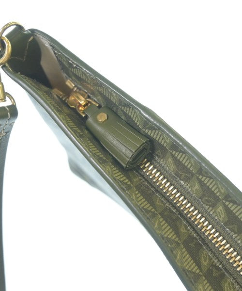 ANYA HINDMARCH คลัตช์