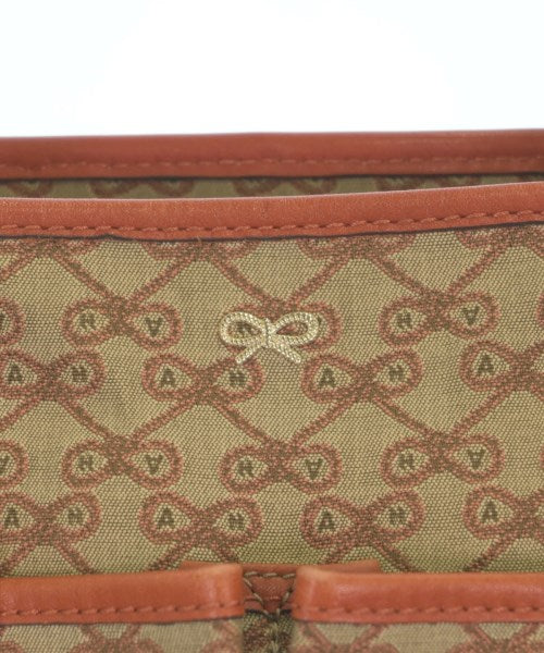 ANYA HINDMARCH กระเป๋าถือขนาดใหญ่