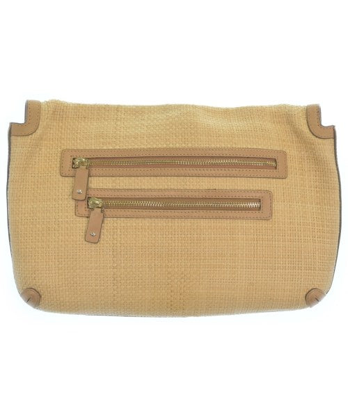 ANYA HINDMARCH คลัตช์