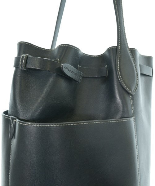 ANYA HINDMARCH กระเป๋าสะพาย